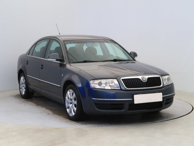 Škoda Superb 2008