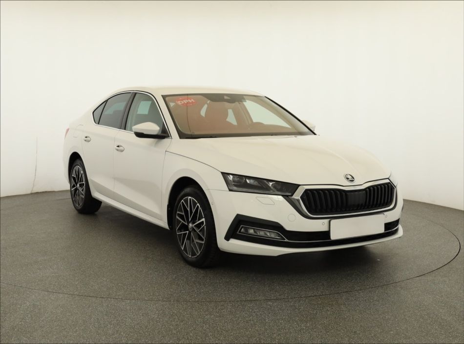 Skoda Octavia - 2024