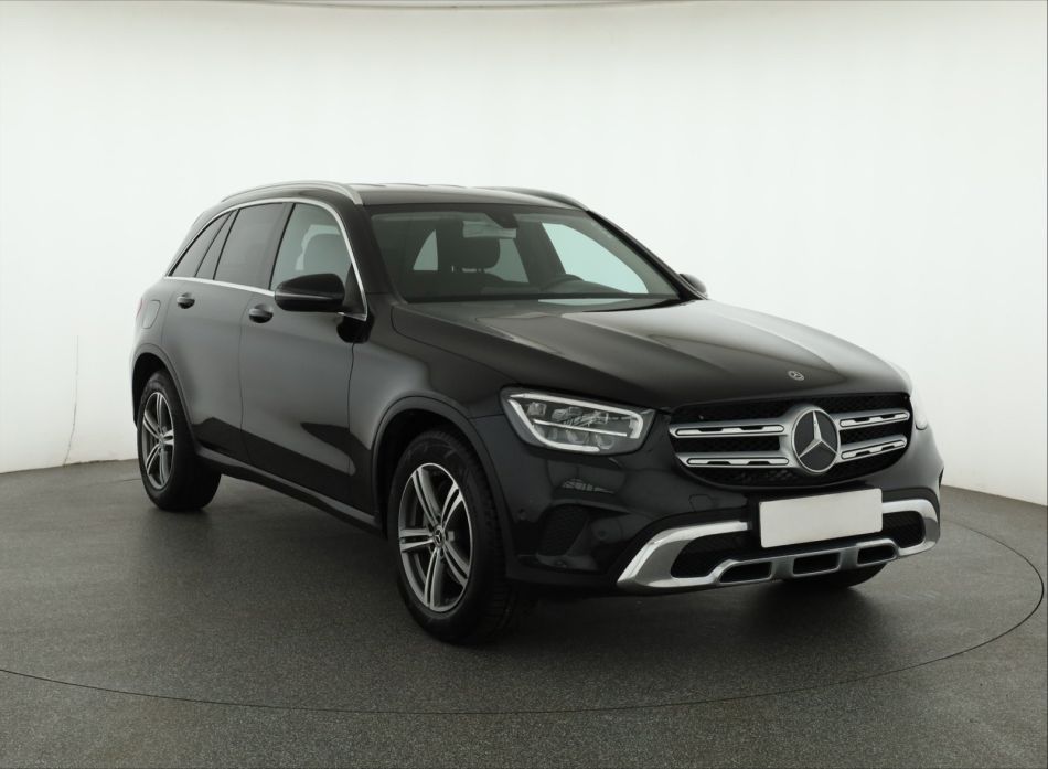 Mercedes-Benz GLC - 2020