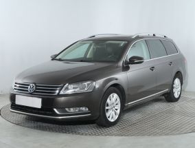 Volkswagen Passat - 2014