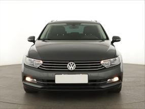 Volkswagen Passat - 2015