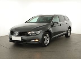 Volkswagen Passat - 2015