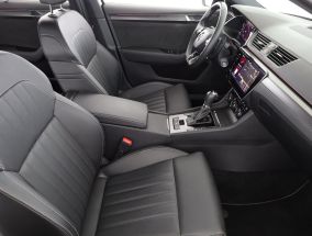 Škoda Superb - 2023