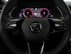 Škoda Superb - 2023