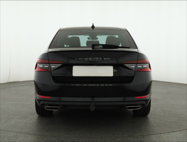 Škoda Superb - 2023