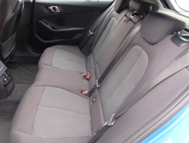 BMW 1 - 2020