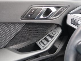 BMW 1 - 2020