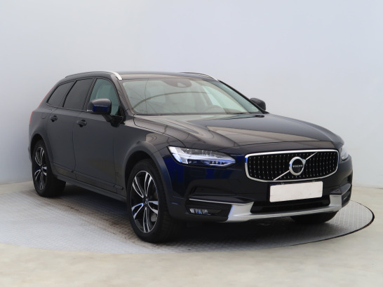 Volvo V90 Cross Country