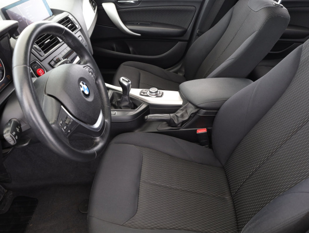 BMW 118i