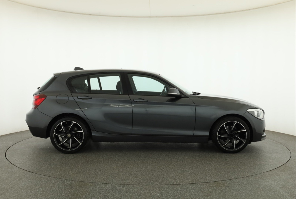 BMW 1