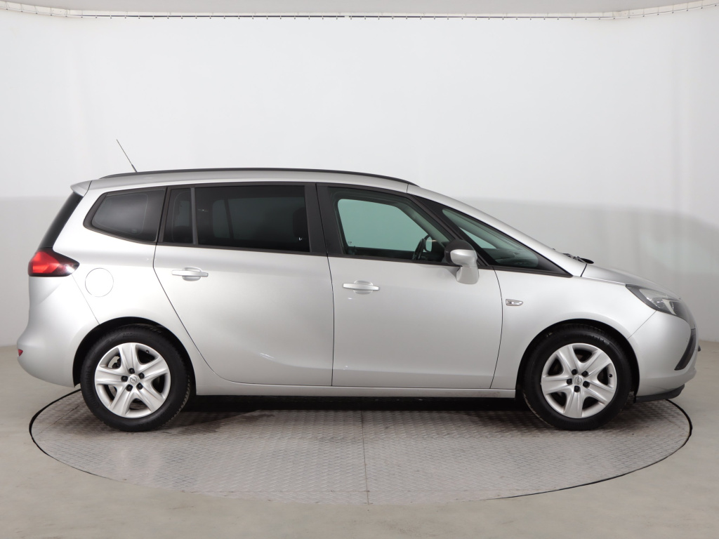 Opel Zafira Tourer