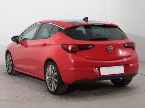 Opel Astra - 2016