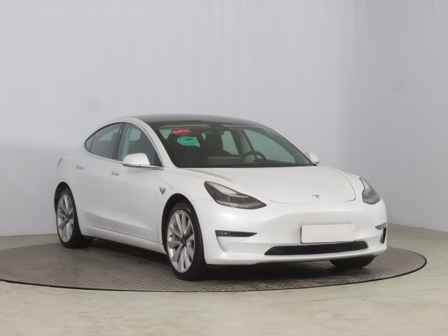 Tesla Model 3 2019