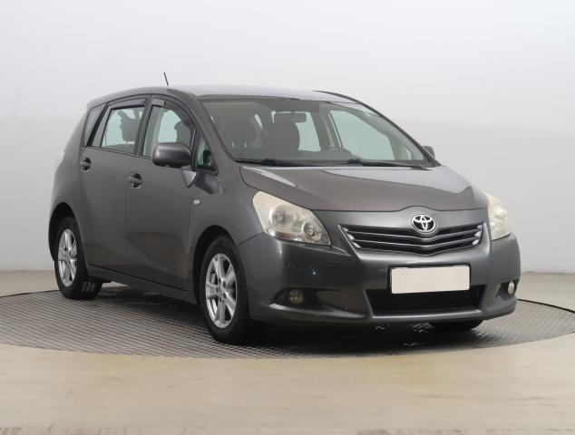 Toyota Verso 2009