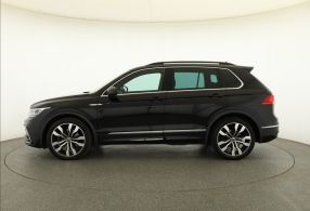 Volkswagen Tiguan - 2021