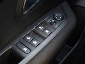 Peugeot 208 - 2024