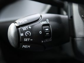 Peugeot 208 - 2024
