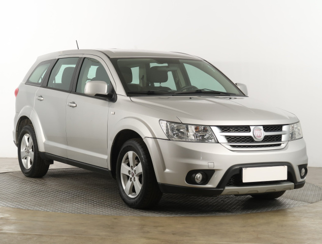 Fiat Freemont 2011