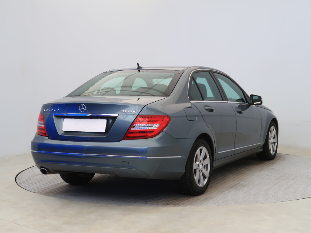 Mercedes-Benz C