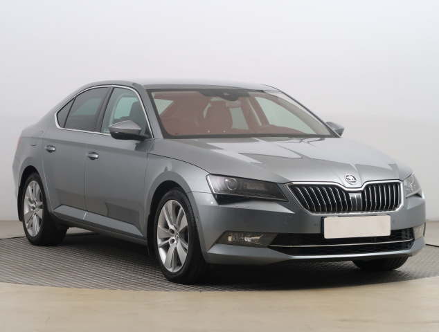 Škoda Superb 2015