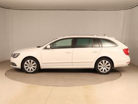 Skoda Superb - 2013