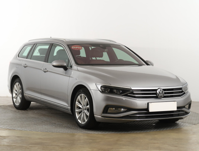 Volkswagen Passat 2022