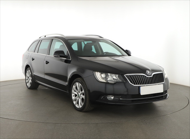 Škoda Superb 2013