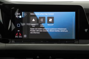 Volkswagen Golf - 2021