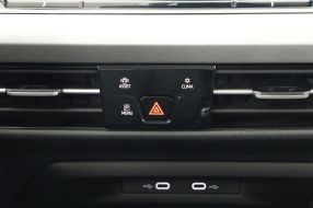 Volkswagen Golf - 2021
