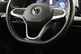 Volkswagen Golf - 2021