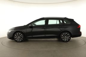Volkswagen Golf - 2021