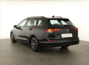 Volkswagen Golf - 2021