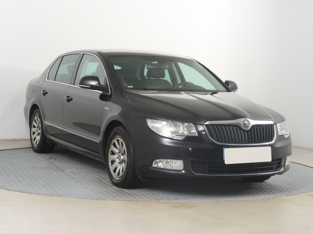 Škoda Superb 2013