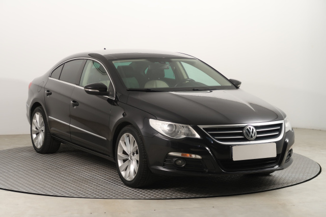 Volkswagen Passat CC 2011