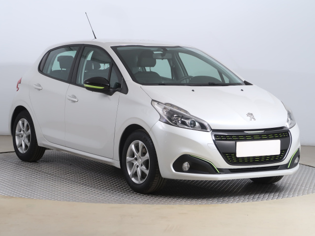 Peugeot 208 2016