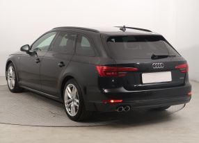 Audi A4 - 2016