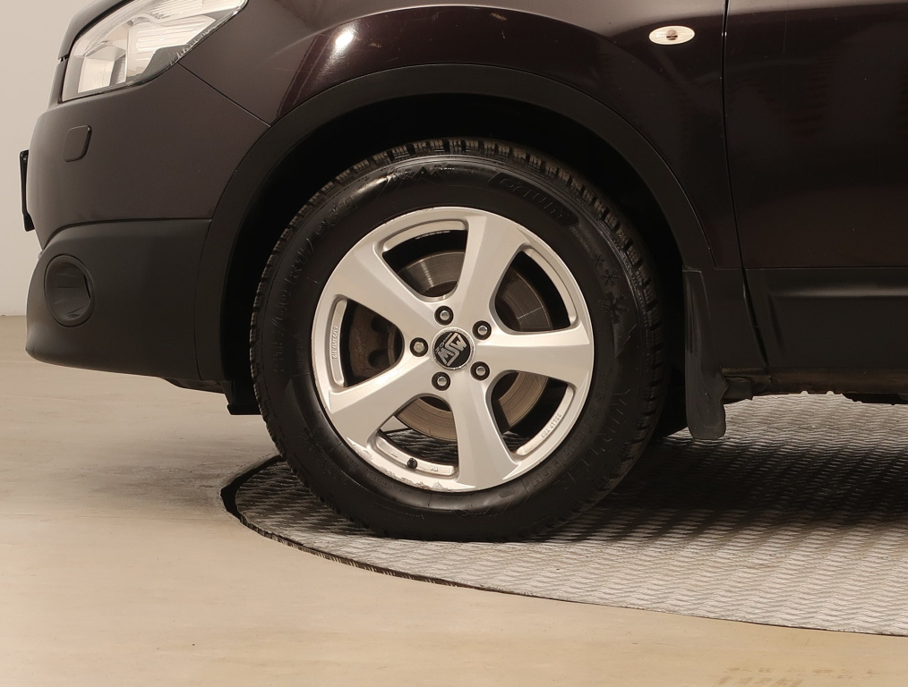 Nissan Qashqai+2