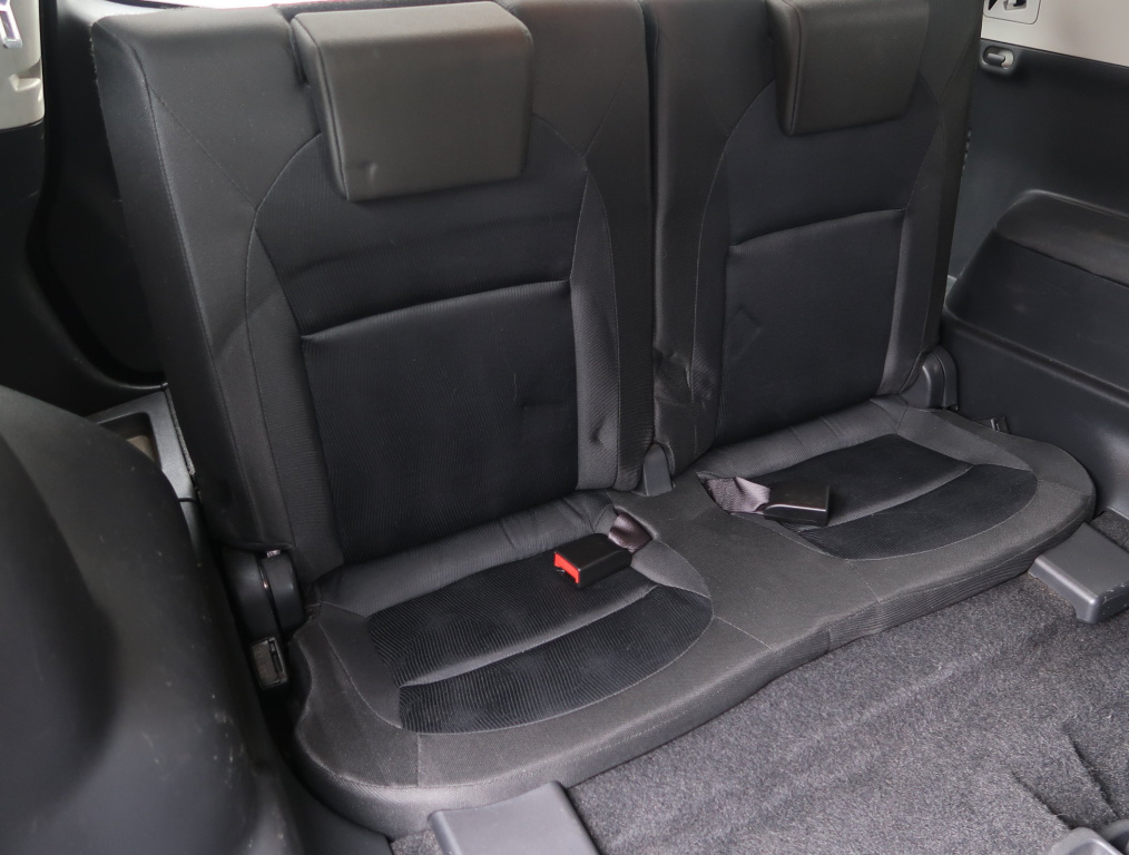 Nissan Qashqai+2