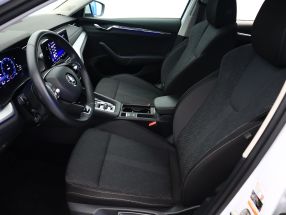 Škoda Octavia - 2023
