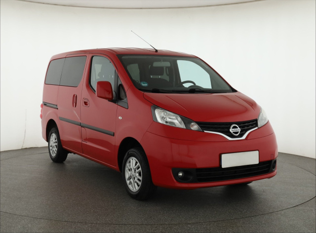 Nissan NV200 2012