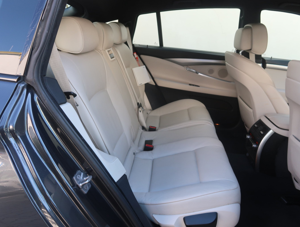 BMW 5GT
