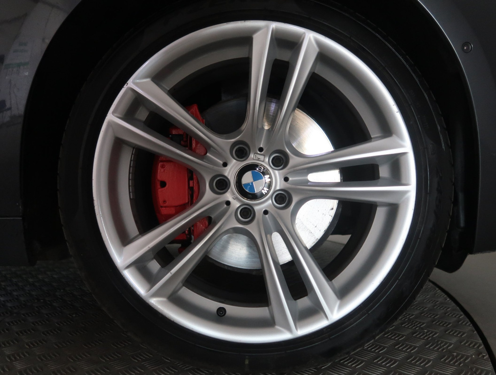 BMW 5GT