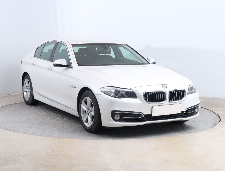 BMW 5 - 2015
