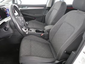 Volkswagen Golf - 2022