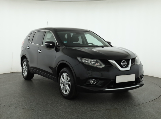 Nissan X-Trail 2015