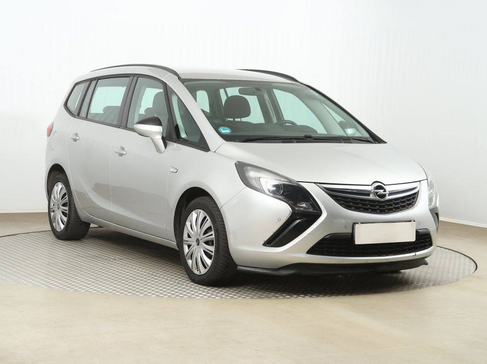 Opel Zafira - 2014