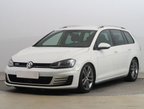 Volkswagen Golf - 2016