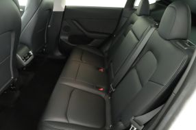 Tesla Model Y - 2022