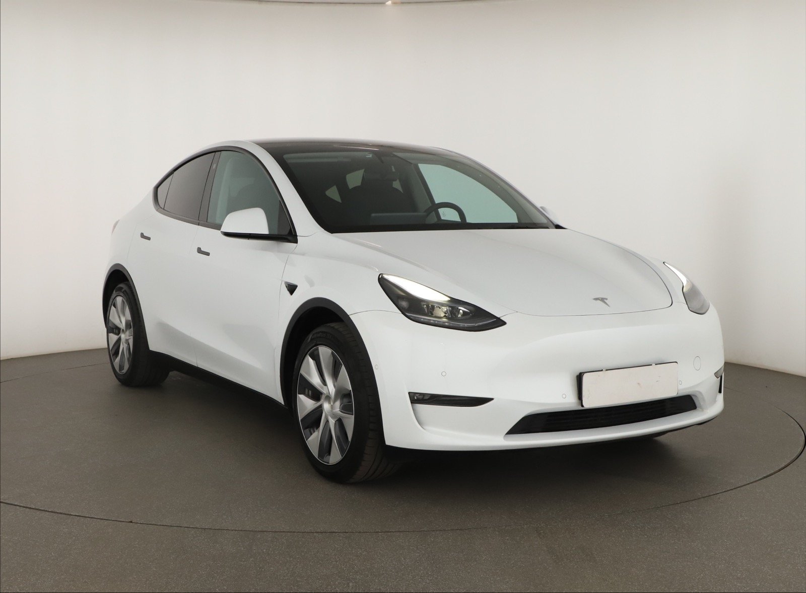 Tesla Model Y - 2022