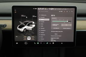 Tesla Model Y - 2022